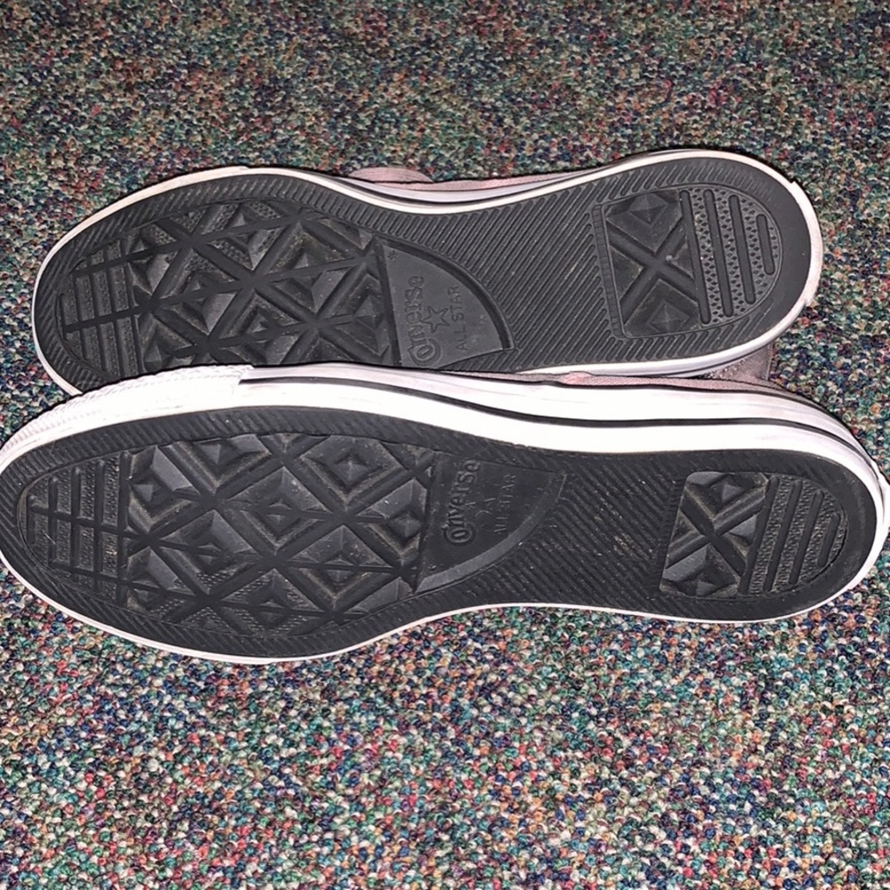 Converse - Picture 2 of 2